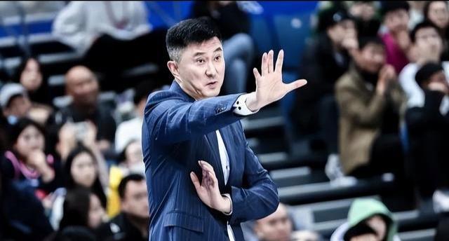 爱游戏体育官方网站-CBA常规赛广东客场86-99不敌山东